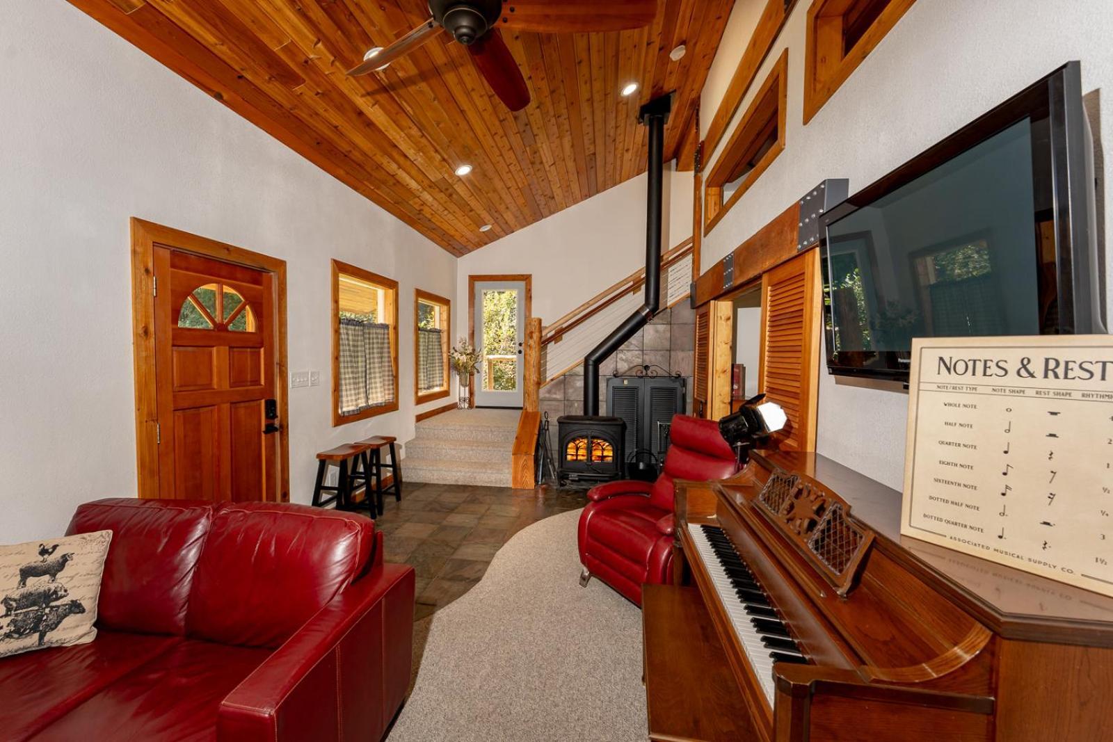 Cedar Cabin Near Silverwood Spirit Lake Exterior photo